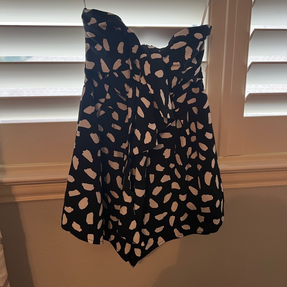 Black and white ROMPER